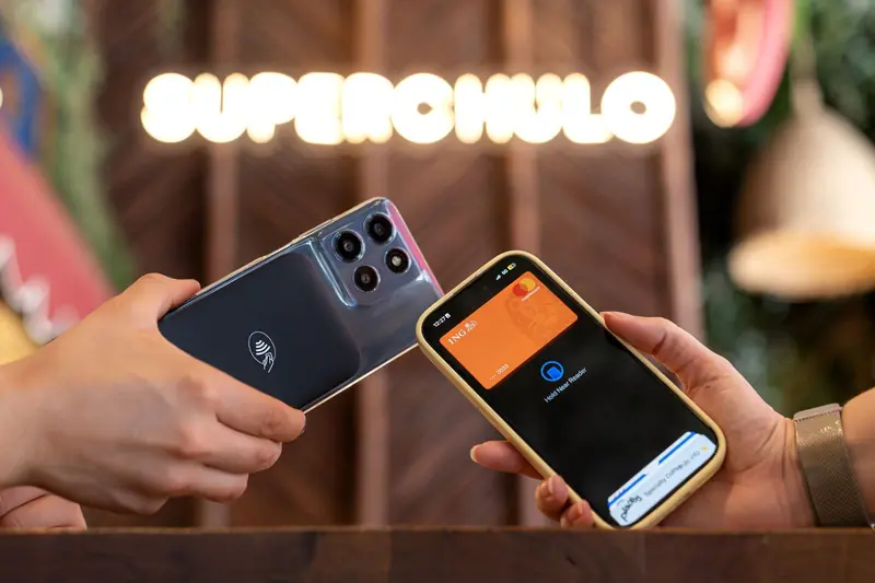 Pago sin contacto con móvil en un datáfono